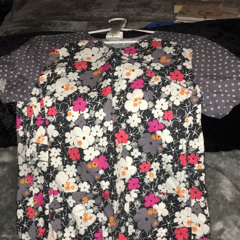 3 flower print scrub tops